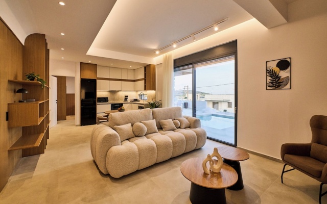 POLYTELIA | Luxury Living