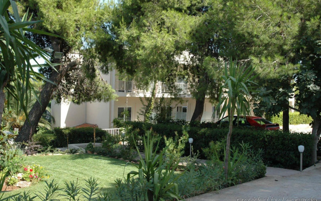 Myrto Hotel
