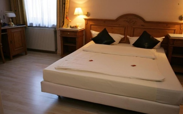 Stargaze Home Hotel
