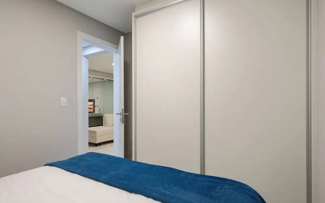 2BR Apt w/ Pkg & BBQ 450m From sea Ean503