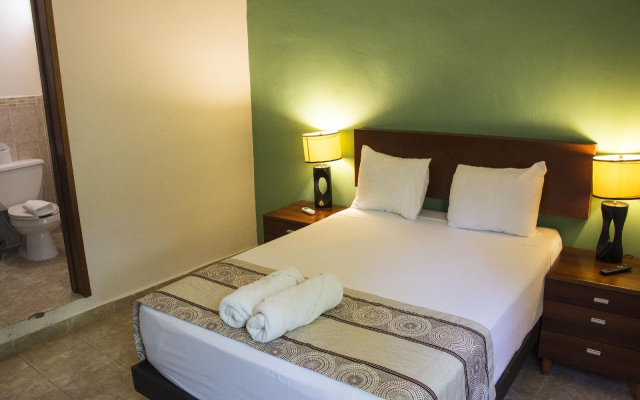 Villas Sacbe Condo Hotel and Beach Club