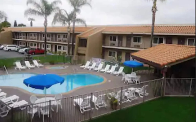 Travelodge Hemet CA