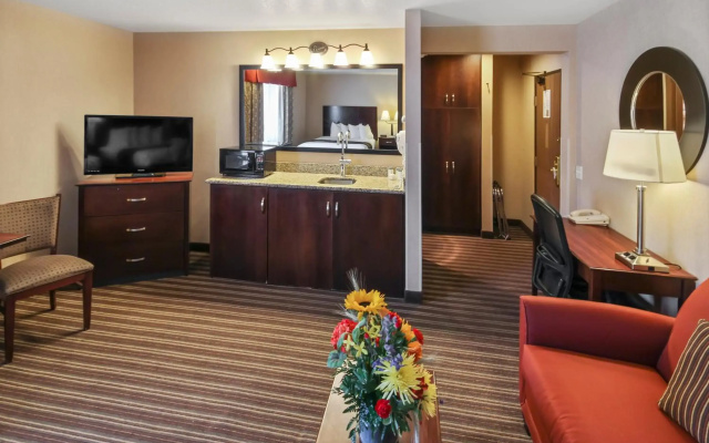 Yellowstone Westgate Hotel