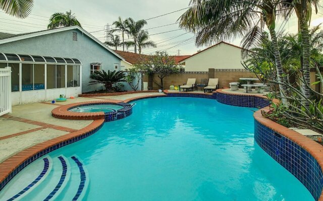Minnie's - 6 Br Home