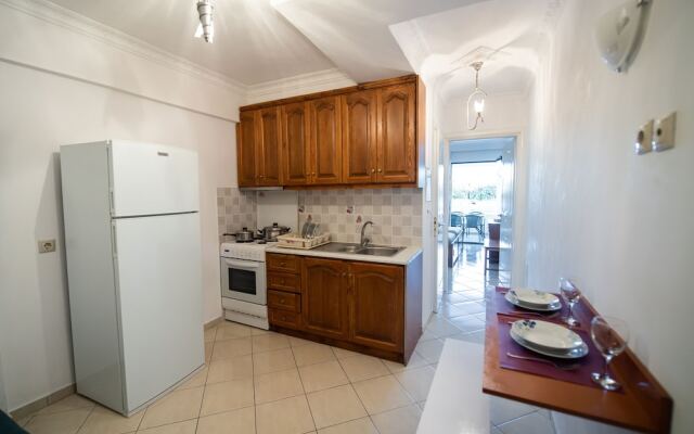 Ionion Maisonettes & Studios