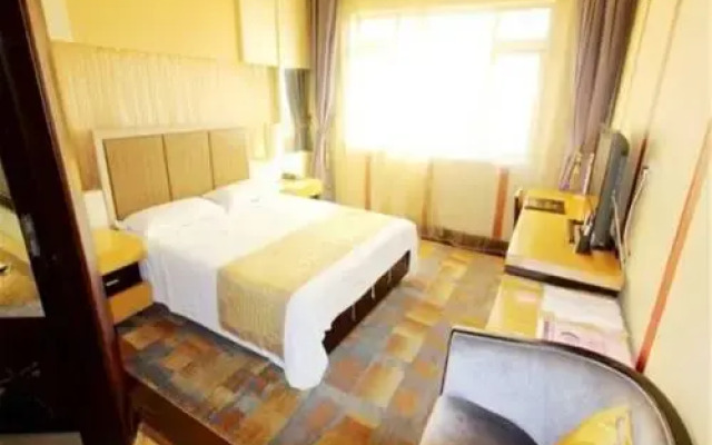 Qingdao Dubai Holiday Business Hotel