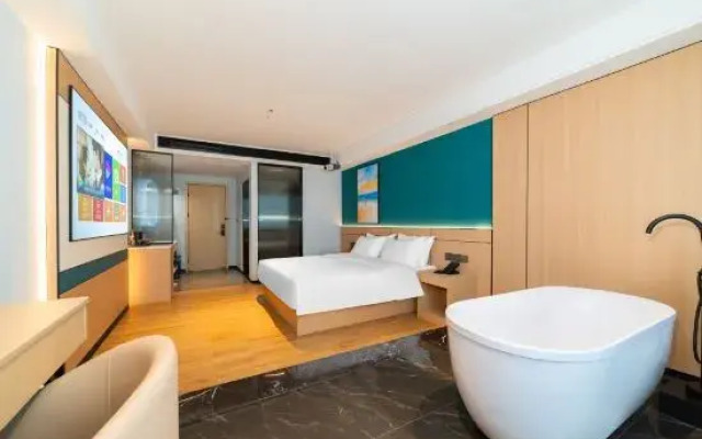 Hengfeng Holiday Inn Huizhou (Boluo Longxi Cultural Square Branch)