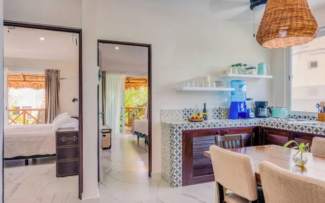 Serene Stay Pool Spa Tub and Bikes