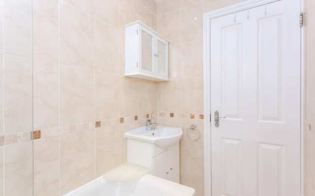 Stylish 3 Bedroom Home With Garden Near Kings Cross