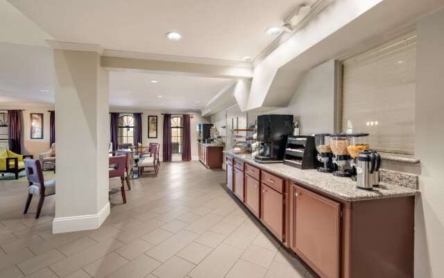 SureStay Hotel by Best Western Deer Park