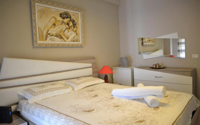 Haris Apartments Tirana