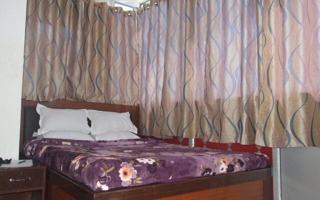 New Hotel Shiva