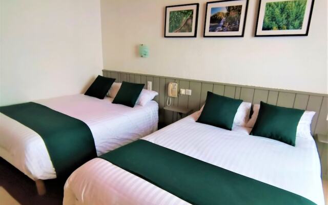 Hotel Les Montagnards