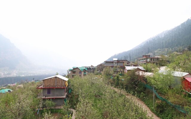 OYO 13698 Home Valley View 2BHK Hadimba Temple Road