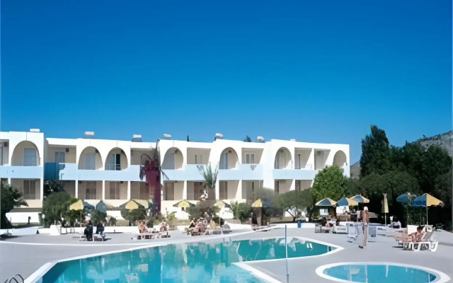 Lardos Bay