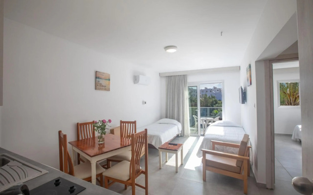 Pavlinia Hotel Apartments