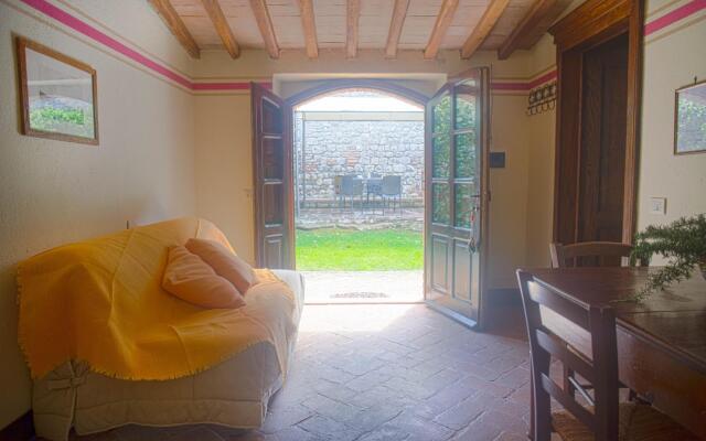 Old Stone Apartment Perona