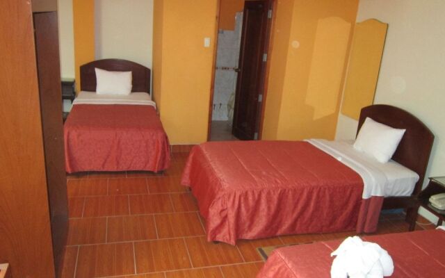 Hotel Plaza Bolognesi