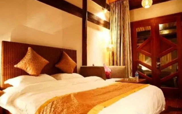 Lijiang Wu Courtyard Gardens Resort