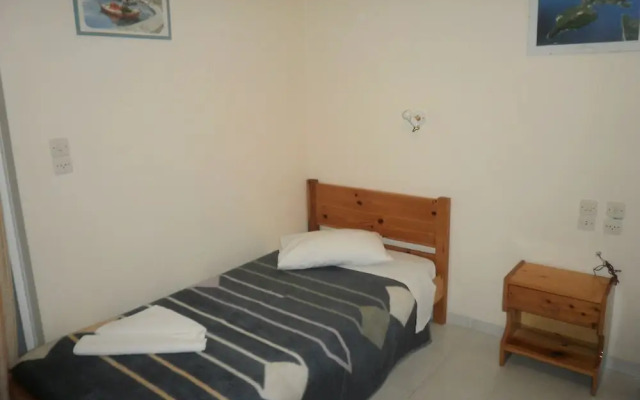 Polyxenis Rooms
