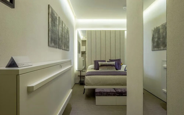 Room 230 Roma Luxury Suites