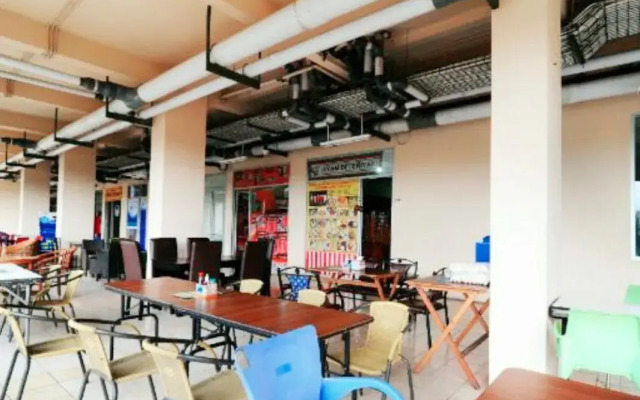 Apartemen The Suites Metro Yudis