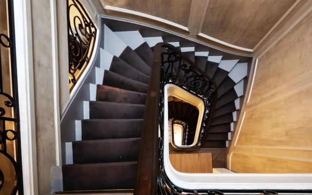 Luxury 5BR House Close to the Arc de Triomphe