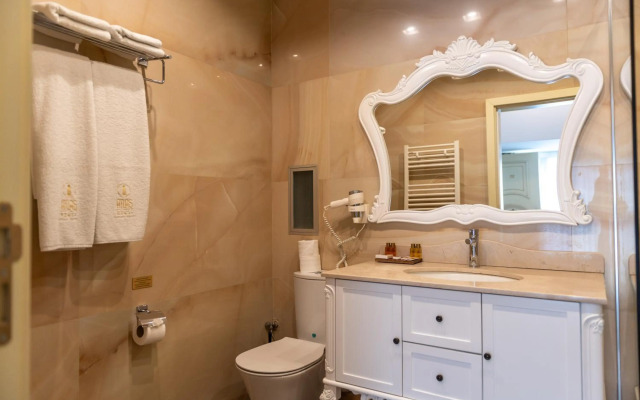 Atlas House Luxury Suites