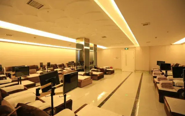 Yingzhou Hotel