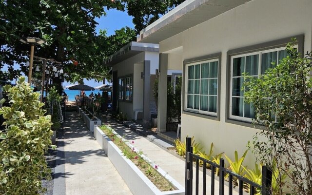 TT Naiyang Beach Phuket