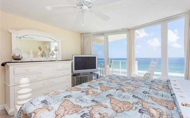 Shores Club 905 - Two Bedroom Condo