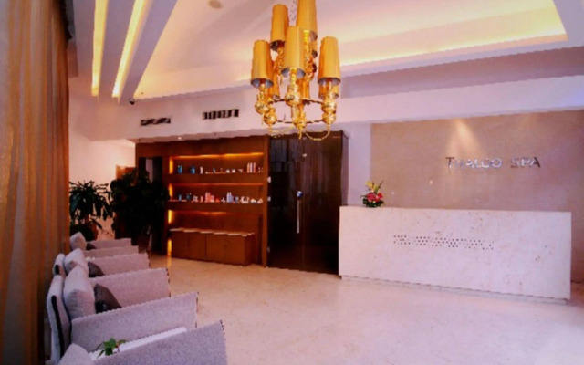 Отель Beijing Jinlong Hotspring