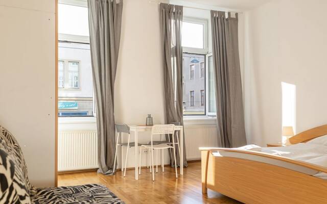 CoLiving 3BR shared Apt. Belvedere
