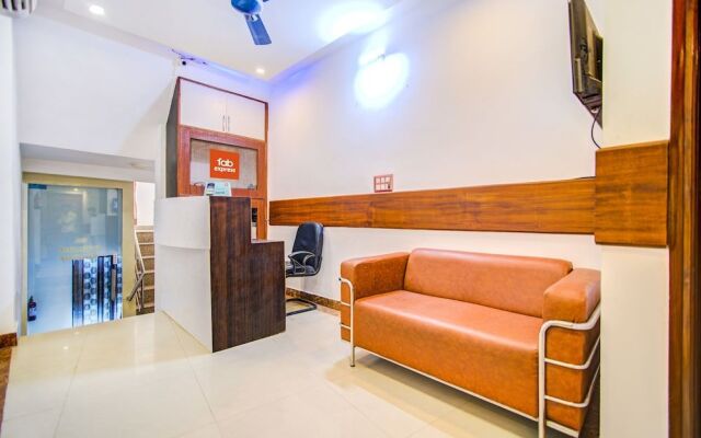 Townhouse 780 Hotel VM Residency