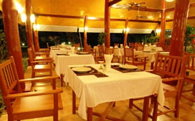 Anandah Beach Resort