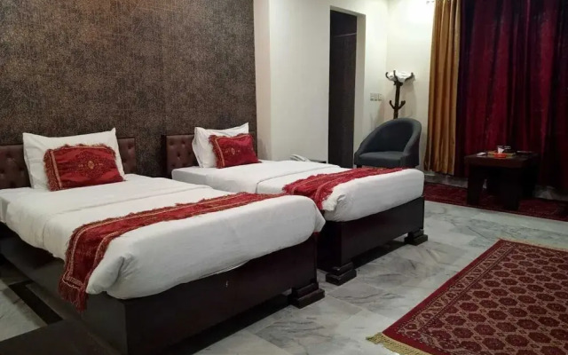 Babar Khan Hotel