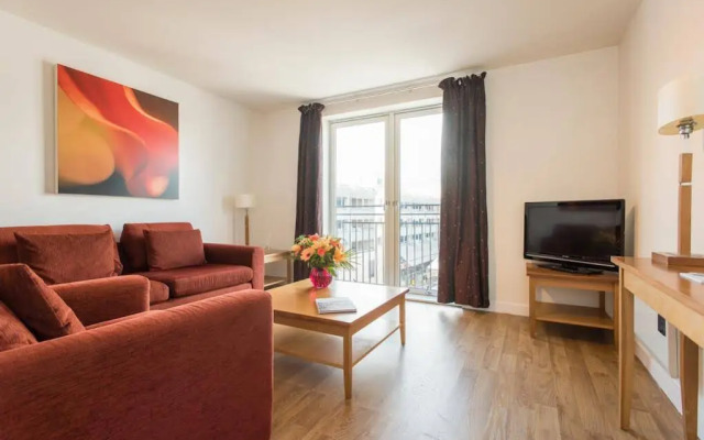 PREMIER SUITES Birmingham