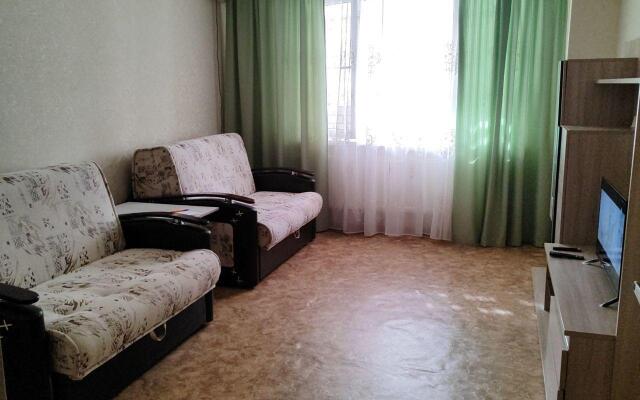 Апартаменты на набережной Волжской Флотилии, 21Б