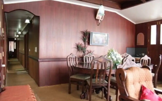 GuestHouser 3 BHK Houseboat 9f4e