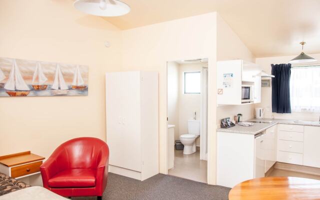 Goldmine Motel