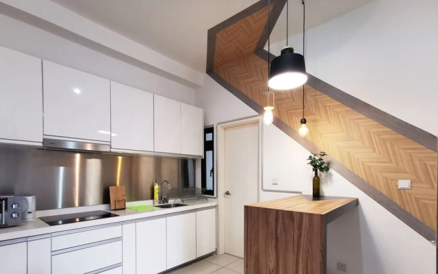 Meridin Medini Apartments