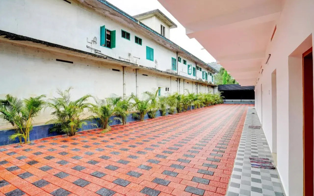 Oyo Flagship 83183 Thottunkal Building Thodupuzha