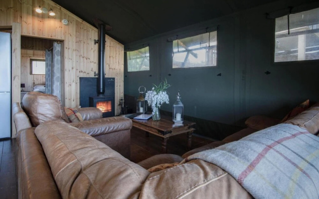 Three Cliffs - Safari Glamping Tent - Llangennith