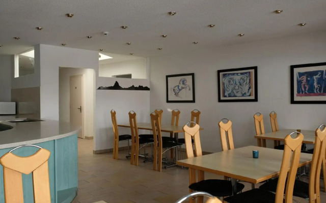 Artist Apartments & Hotel Garni