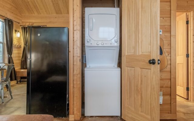 Painted Pony Cabin 2 Bedroom Home by NW Comfy Cabins by RedAwning