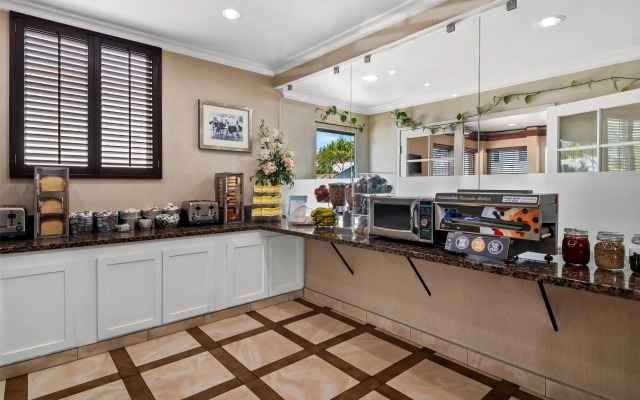 SureStay Hotel by Best Western Santa Monica