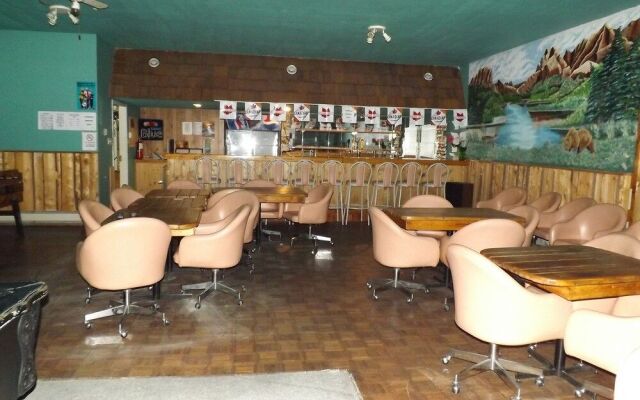 Ida's Motel & Restaurant