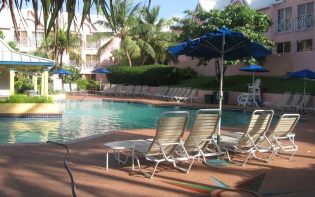 Comfort Suites Paradise Island