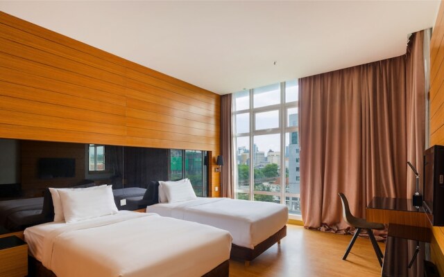 Dua Sentral Kuala Lumpur, Roam