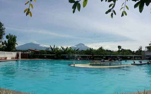 Sevilla Resort